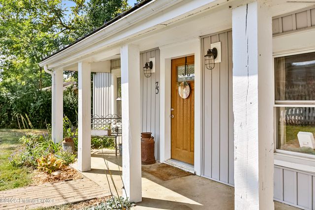 75 Broadway St, Chaplin, KY 40012