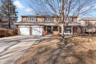 210 Rugeley Road, Western Springs, IL 60558