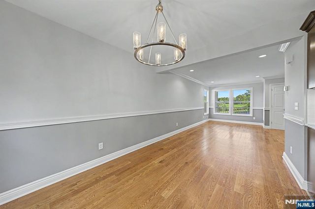 4 Michael Court, Hamburg, NJ 07419