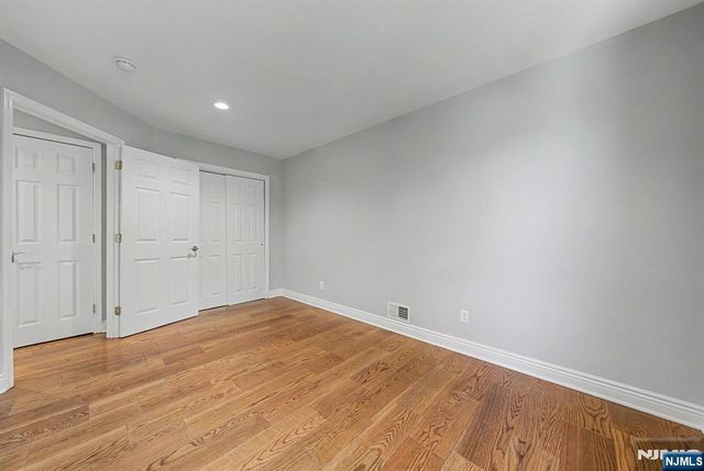 4 Michael Court, Hamburg, NJ 07419
