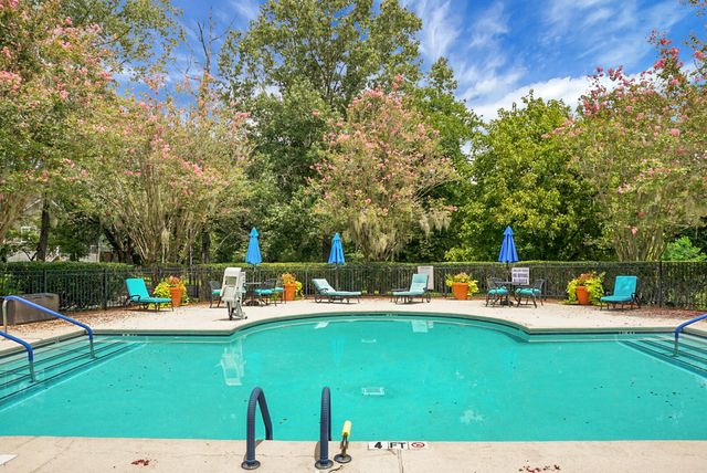 9136 Southern Grove Court, North Charleston, SC 29406