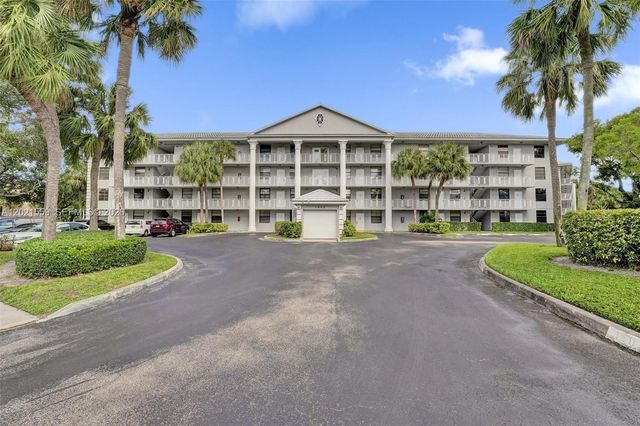 1502 Whitehall Dr 305, Davie, FL 33324