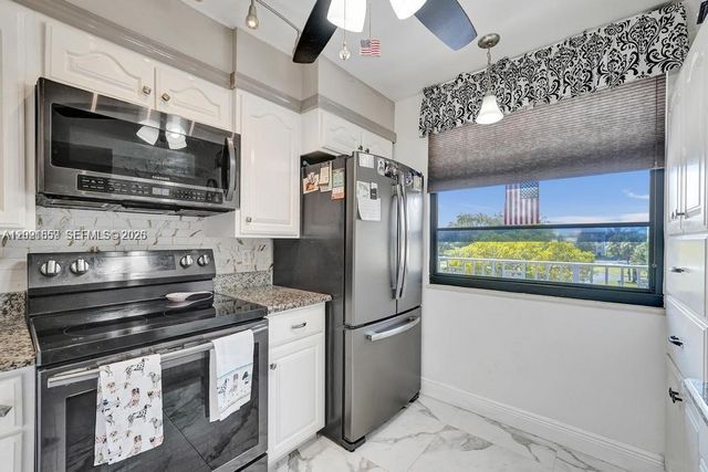 1502 Whitehall Dr 305, Davie, FL 33324