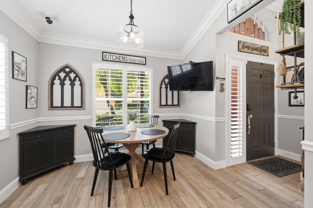 2013 Bonisle Circle, Riviera Beach, FL 33418