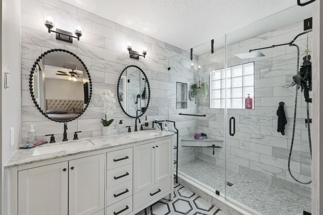 2013 Bonisle Circle, Riviera Beach, FL 33418