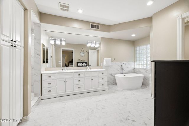 11814 S TUZIGOOT Court, Phoenix, AZ 85044