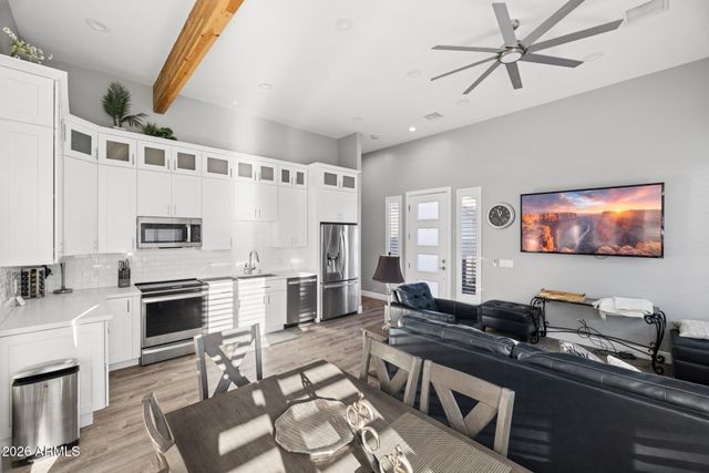 11814 S TUZIGOOT Court, Phoenix, AZ 85044