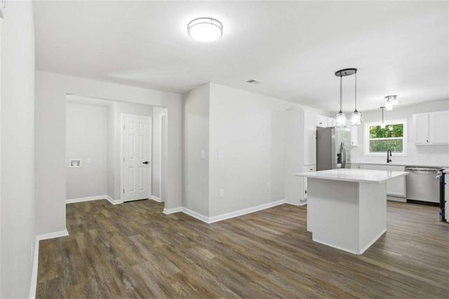 1737 Yellow Street, Conyers, GA 30012