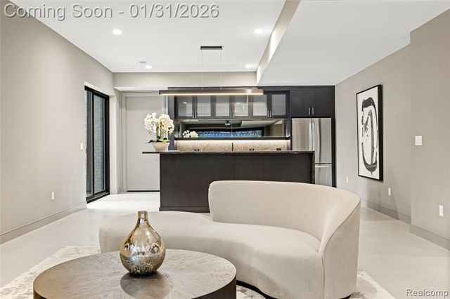 4512 Pinnacle Boulevard, Rochester, MI 48306