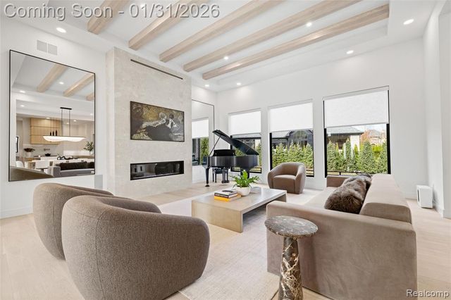 4512 Pinnacle Boulevard, Rochester, MI 48306