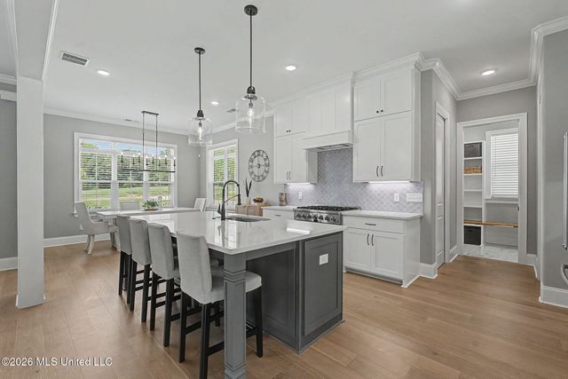 5042 Sophia Lane, Hernando, MS 38632