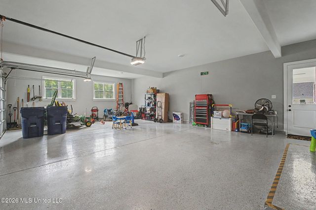 5042 Sophia Lane, Hernando, MS 38632