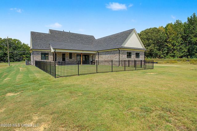 5042 Sophia Lane, Hernando, MS 38632