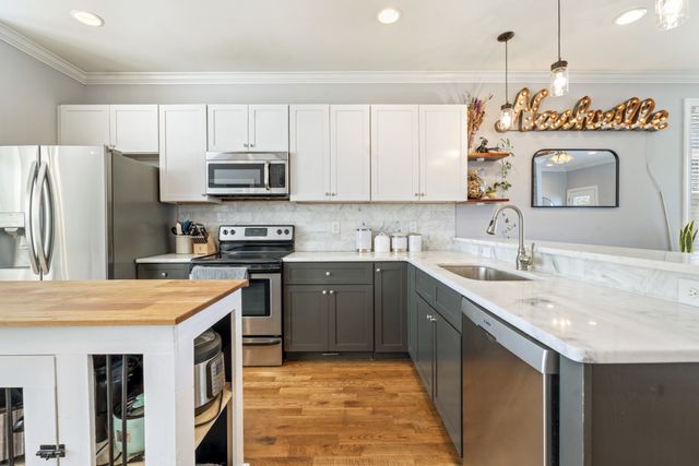 6605 Beacon Ln, Nashville, TN 37209