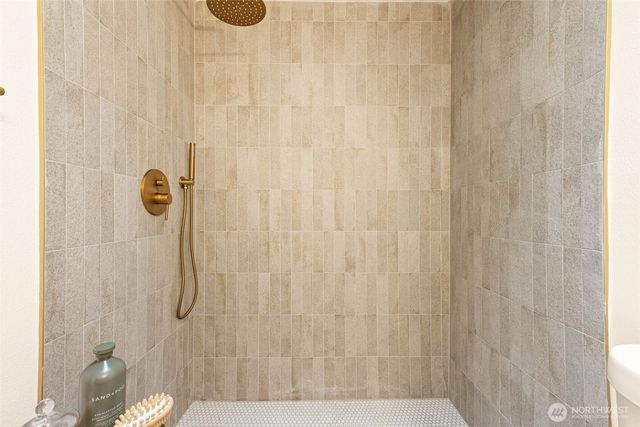 7613 188th Street Ct E, Puyallup, WA 98375