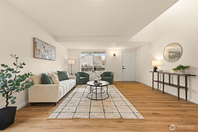 7613 188th Street Ct E, Puyallup, WA 98375