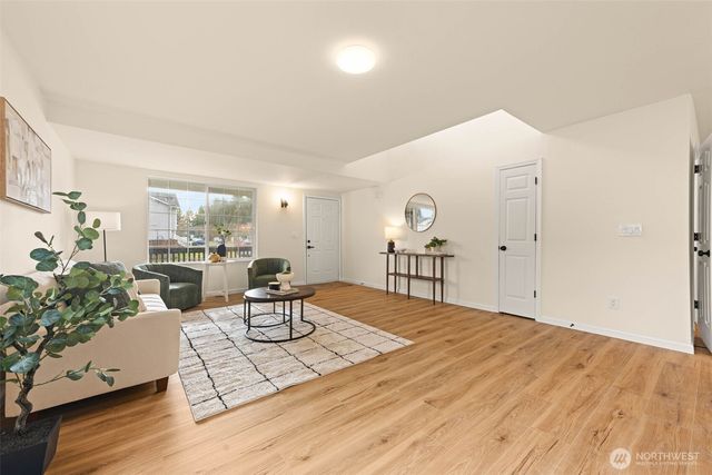 7613 188th Street Ct E, Puyallup, WA 98375