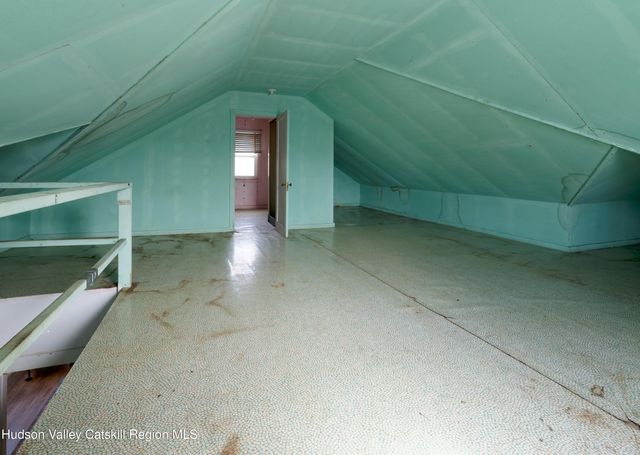 29 Ten Broeck Avenue, Hudson, NY 12534