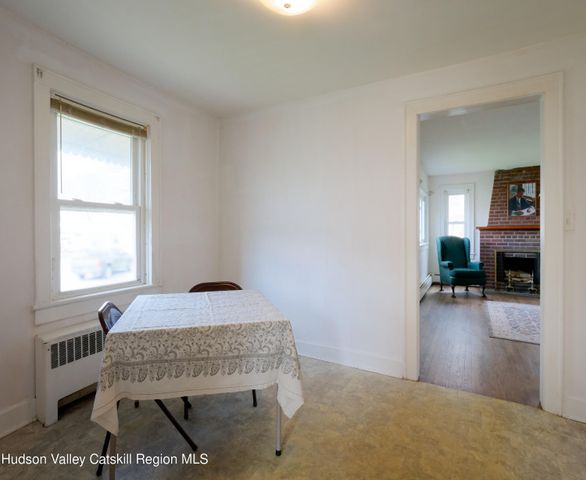 29 Ten Broeck Avenue, Hudson, NY 12534