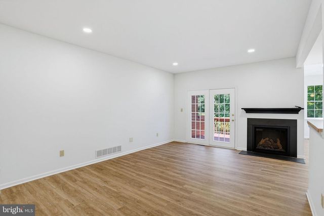 344 S WATERFORD LN, Wilmington, DE 19808