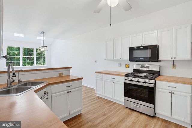344 S WATERFORD LN, Wilmington, DE 19808