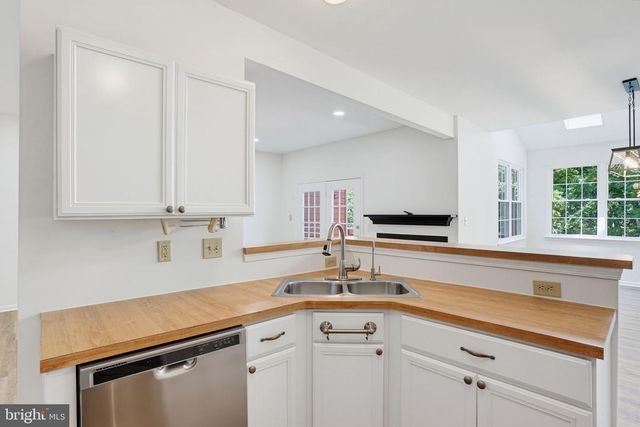 344 S WATERFORD LN, Wilmington, DE 19808