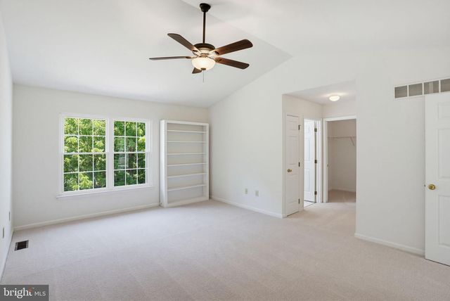344 S WATERFORD LN, Wilmington, DE 19808