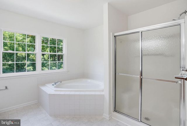344 S WATERFORD LN, Wilmington, DE 19808