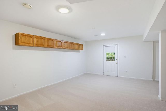 344 S WATERFORD LN, Wilmington, DE 19808