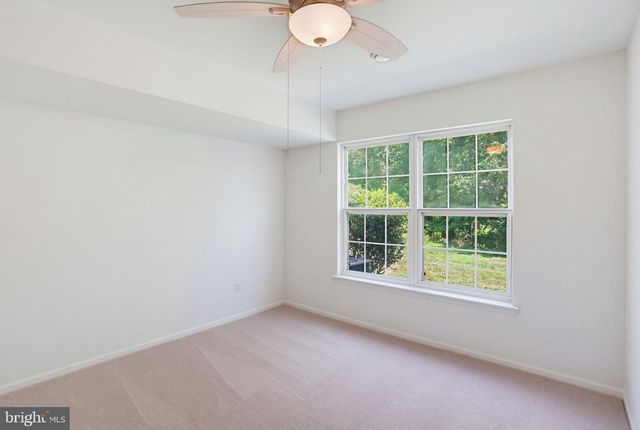 344 S WATERFORD LN, Wilmington, DE 19808