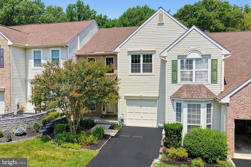 344 S WATERFORD LN, Wilmington, DE 19808