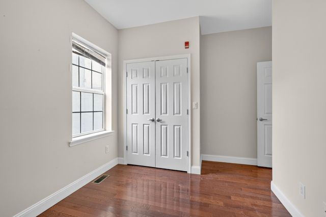 1802 E HUNTINGDON ST, Philadelphia, PA 19125