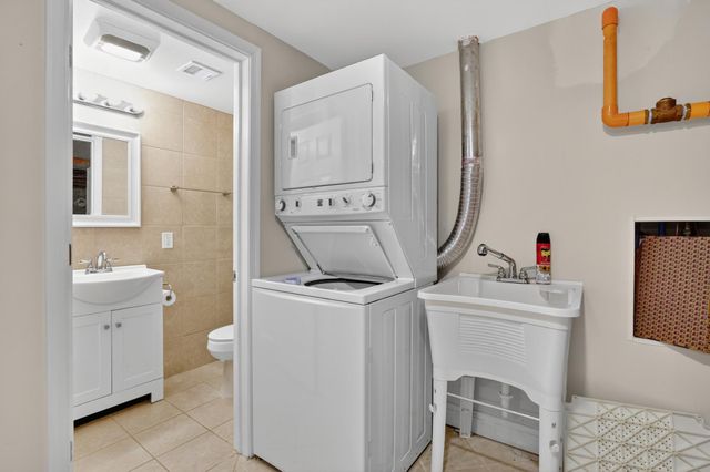1802 E HUNTINGDON ST, Philadelphia, PA 19125