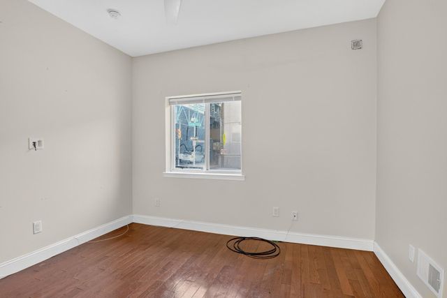 1802 E HUNTINGDON ST, Philadelphia, PA 19125