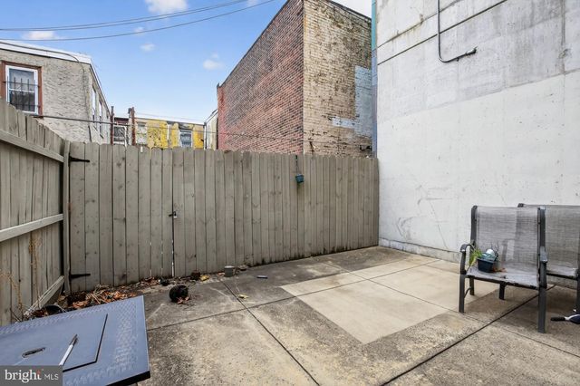 1802 E HUNTINGDON ST, Philadelphia, PA 19125