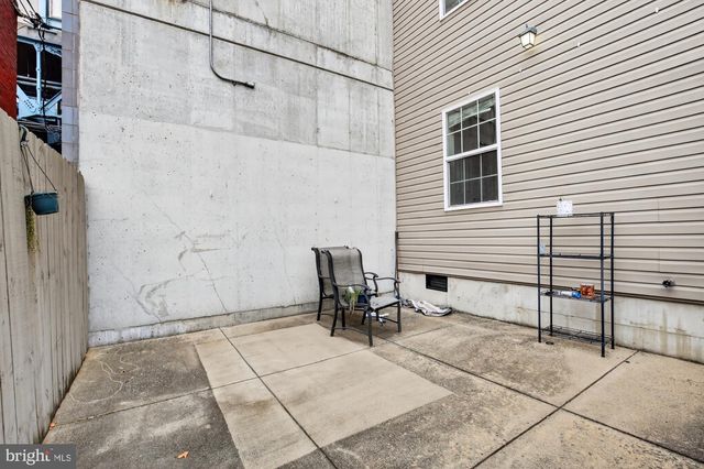1802 E HUNTINGDON ST, Philadelphia, PA 19125