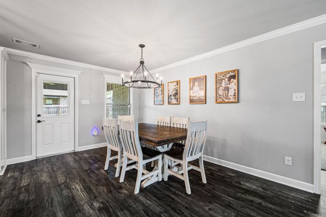33 Cimarron Cir, Cabot, AR 72023