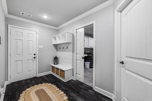 33 Cimarron Cir, Cabot, AR 72023