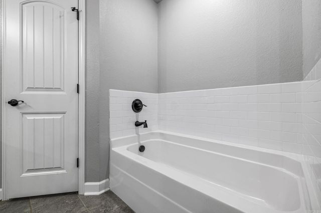 33 Cimarron Cir, Cabot, AR 72023