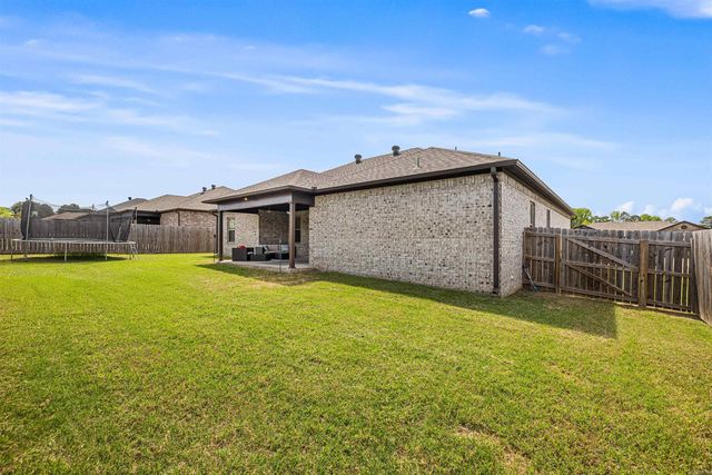 33 Cimarron Cir, Cabot, AR 72023