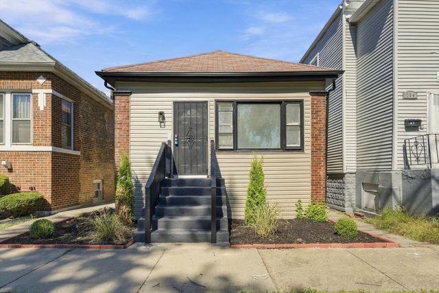 710 E 92nd Place, Chicago, IL 60619