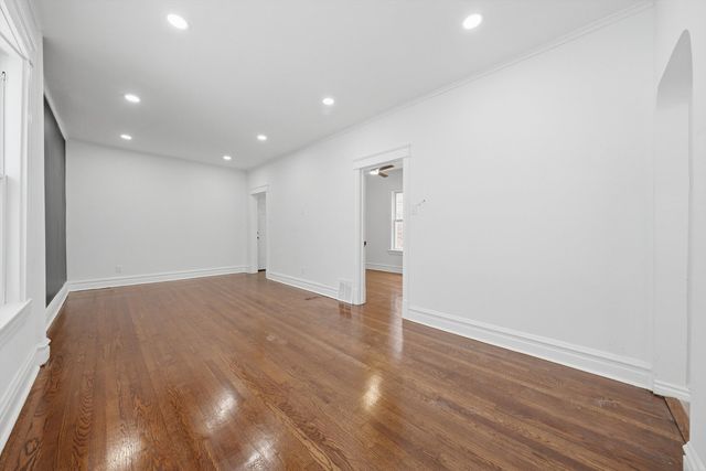 710 E 92nd Place, Chicago, IL 60619