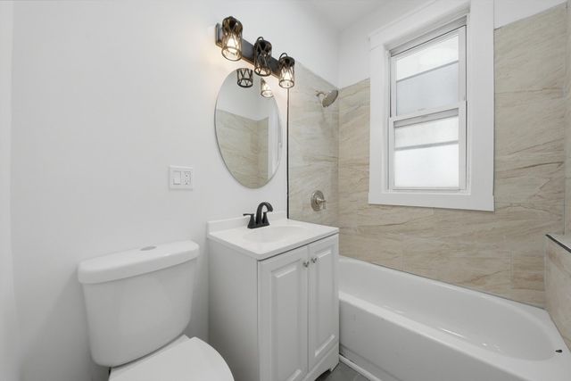 710 E 92nd Place, Chicago, IL 60619