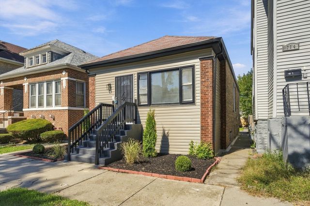 710 E 92nd Place, Chicago, IL 60619