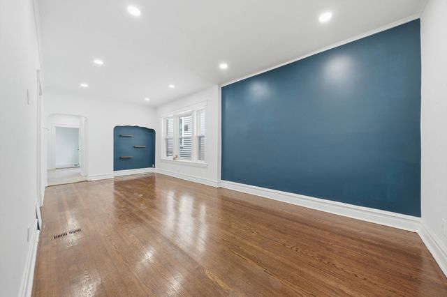 710 E 92nd Place, Chicago, IL 60619