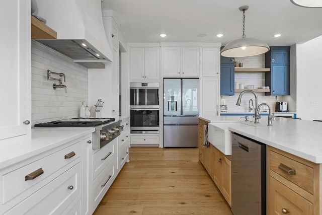 13206 W 48th Street, Shawnee, KS 66216