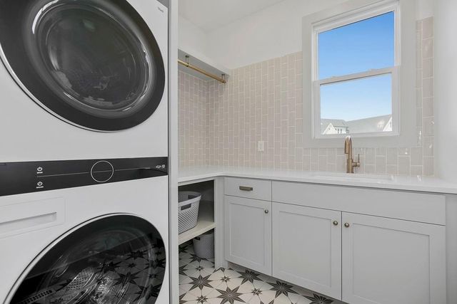 13206 W 48th Street, Shawnee, KS 66216