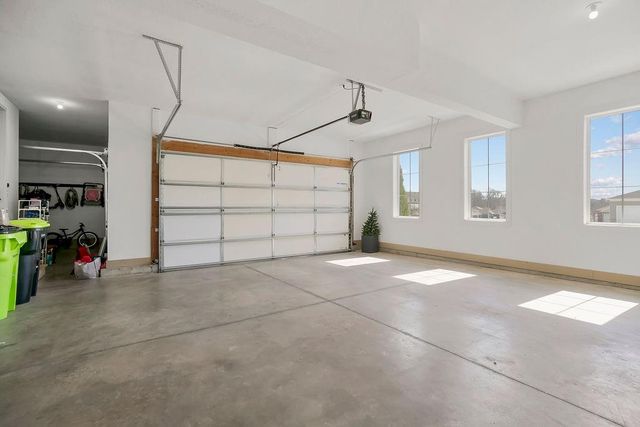 13206 W 48th Street, Shawnee, KS 66216