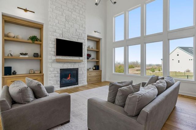 13206 W 48th Street, Shawnee, KS 66216