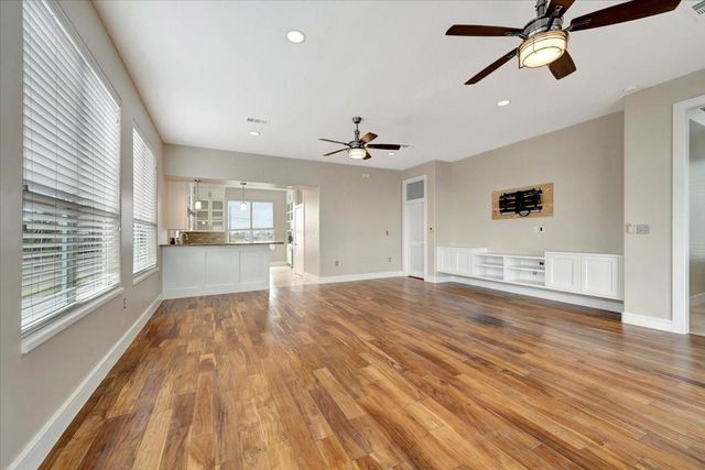 1202 Todville Road, Seabrook, TX 77586